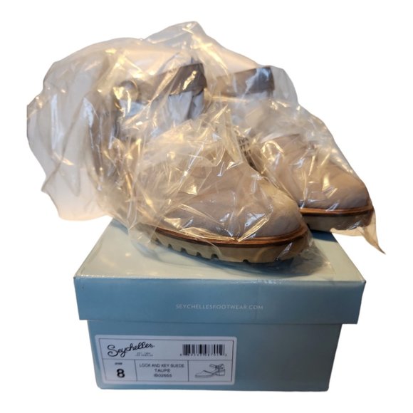 Seychelles Lock and Key Mary Jane Suede Heels Taupe 8M - Picture 4 of 6